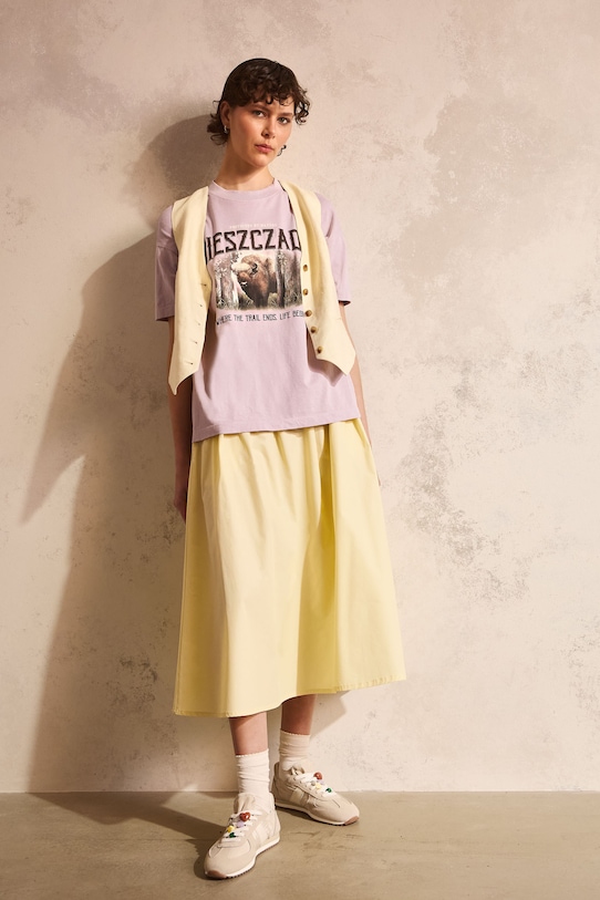 T-shirt oversize damski bawełniany z kolekcji Bieszczadzki Park Narodowy x Medicine fioletowy RS26-TSD855