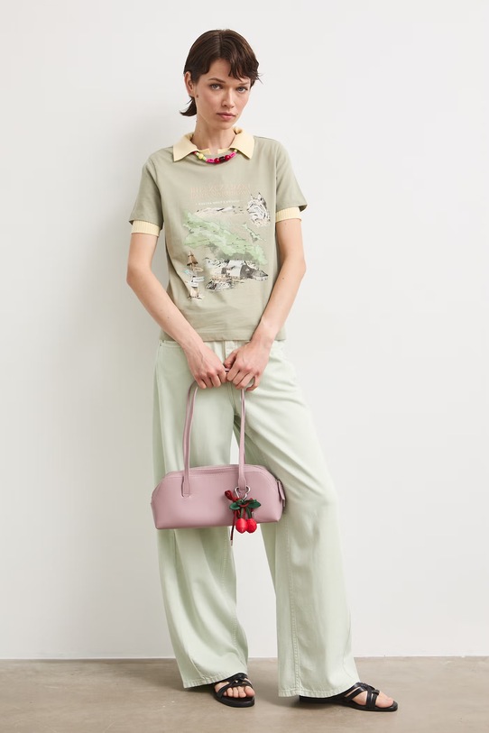 Odzież T-shirt damski bawełniany z kolekcji Bieszczadzki Park Narodowy x Medicine RS26-TSD856 zielony