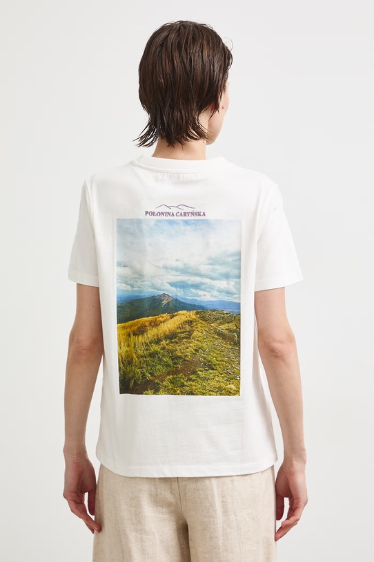 T-shirt damski bawełniany z kolekcji Bieszczadzki Park Narodowy x Medicine beżowy RS26-TSD859