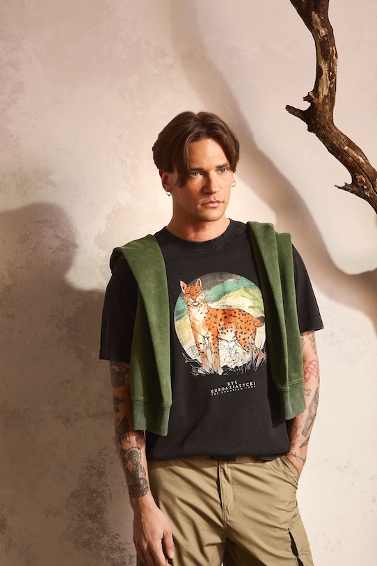 T-shirt męski bawełniany z kolekcji Bieszczadzki Park Narodowy x Medicine czarny RS26-TSM850