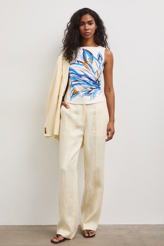 Top damski bawełniany z elastanem w kwiaty RS26-TTD809 biały RS26