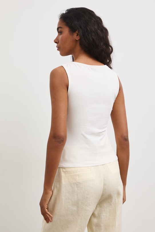 Odzież Top damski bawełniany z elastanem w kwiaty RS26-TTD809 biały