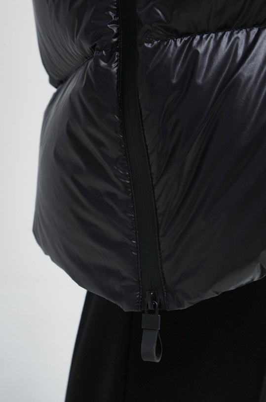 Płaszcz puchowy damski ocieplany kolor czarny RW22.KPD902