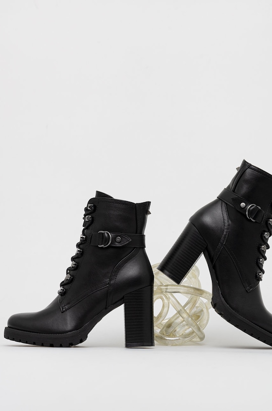 Botki na słupku czarne nieocieplane czarny RW22.OBD405