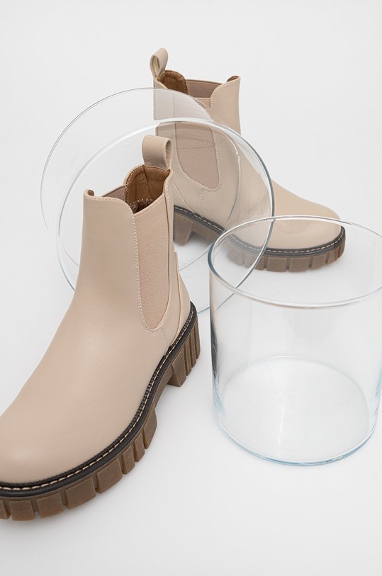 Botki na platformie ze skóry ekologicznej beżowe platforma beżowy RW22.OBD406