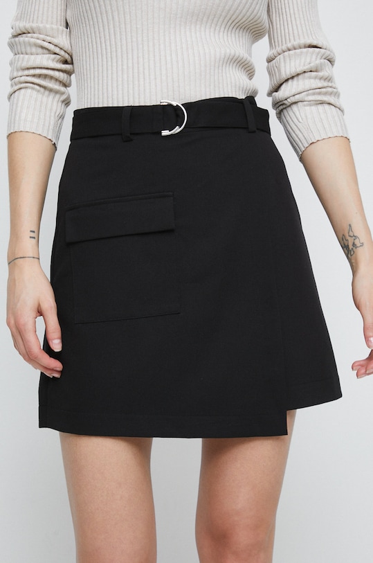 Spódnica damska gładka czarna tkanina czarny RW22.SDD403