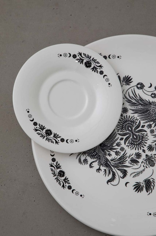 Etažérka béžová farba RW22.TAU905