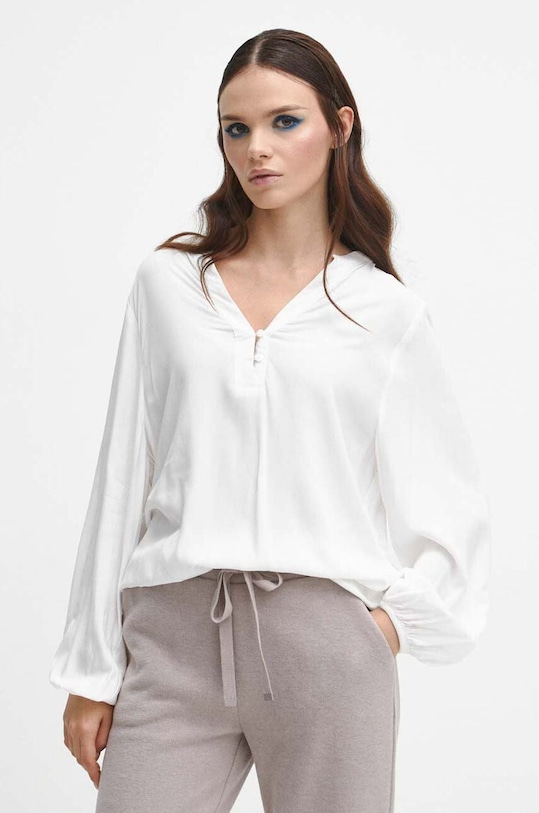 Bluzka damska gładka kolor beżowy casual beżowy RW23.BDD070