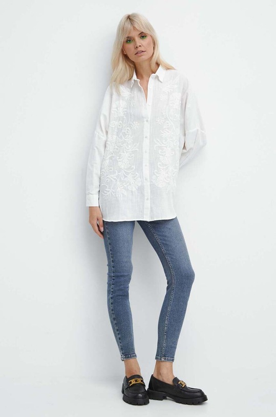 Koszula bawełniana damska z ozdobnym haftem kolor biały RW23.KDD872 biały RW23