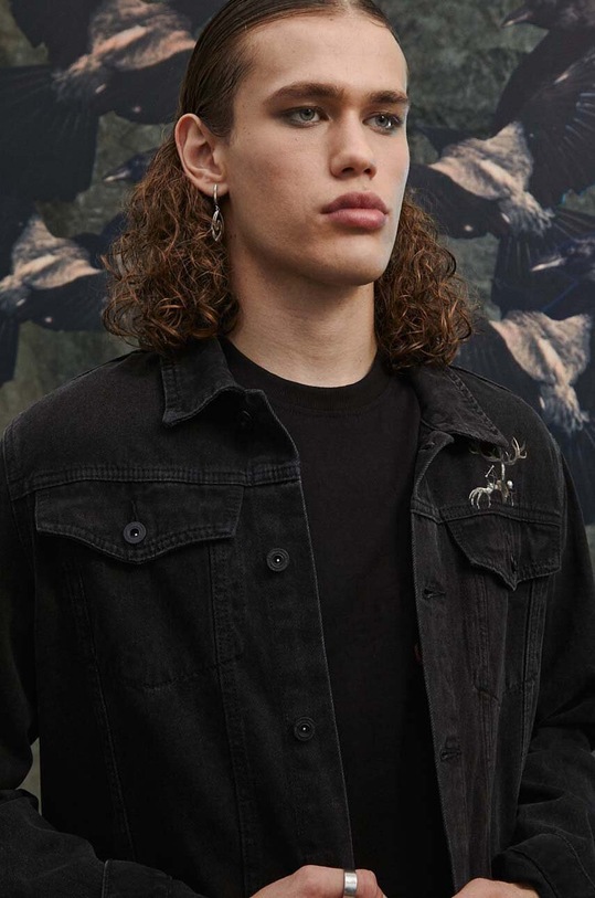 Kurtka jeansowa męska z kolekcji The Witcher x Medicine kolor czarny czarny RW23.KUM920