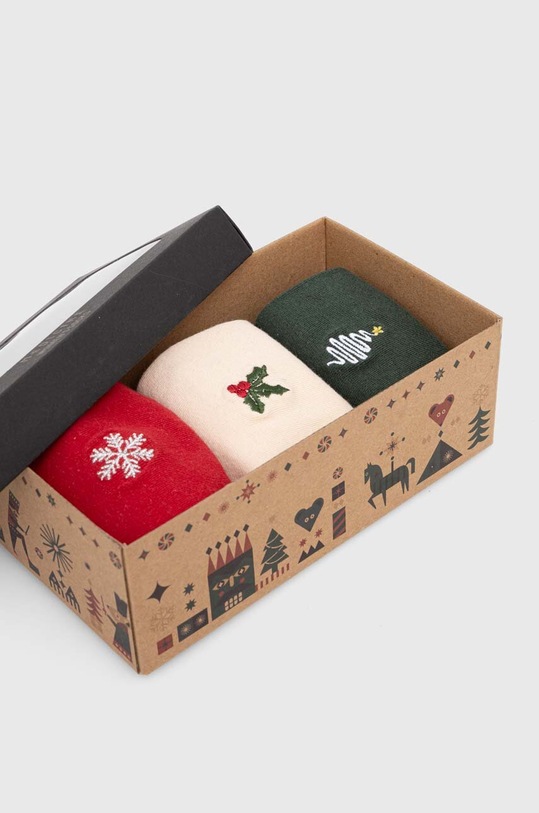 Bavlnené ponožky dámske vianočné s ozdobnou výšivkou (3-pack) RW23.LGDA01 viacfarebná