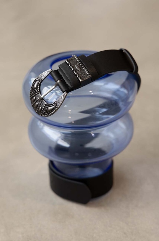 Pasek damski z ozdobną klamrą kolor czarny czarny RW23.PAD601