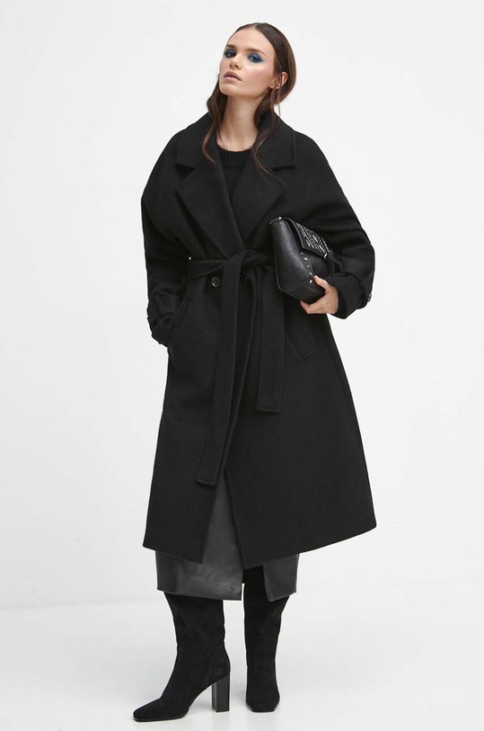 Sweter damski z ozdobną aplikacją kolor czarny RW23.SWD804 czarny RW23