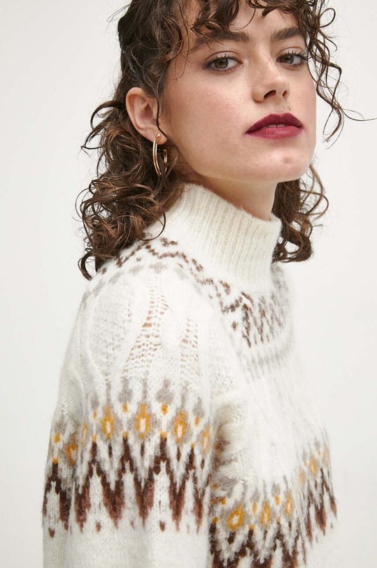 Sveter dámsky so vzorom béžová farba RW23.SWDA11 béžová