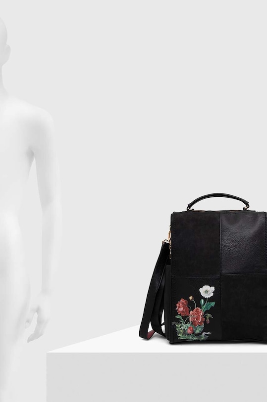 Ruksak dámsky z ekologickej kože Radzka x Medicine čierna farba RW23.TOD850