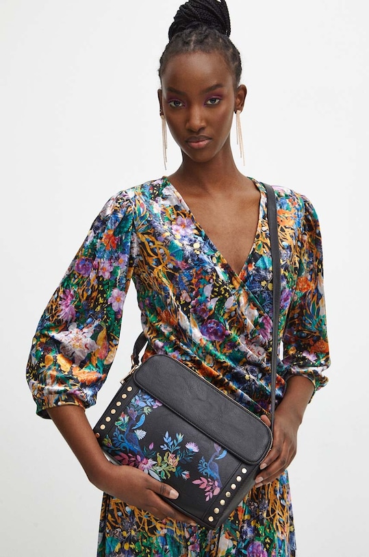 Torebka damska ze skóry ekologicznej z kolekcji Medicine x Veronika Blyzniuchenko kolor czarny imitacja skóry licowej czarny RW23.TODB50