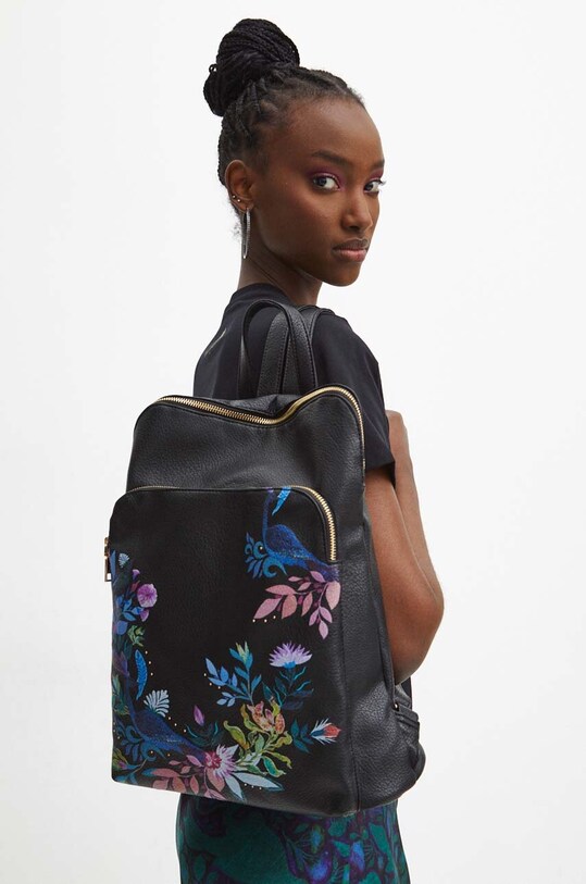 Plecak damski ze skóry ekologicznej z kolekcji Medicine x Veronika Blyzniuchenko kolor czarny RW23.TODB51