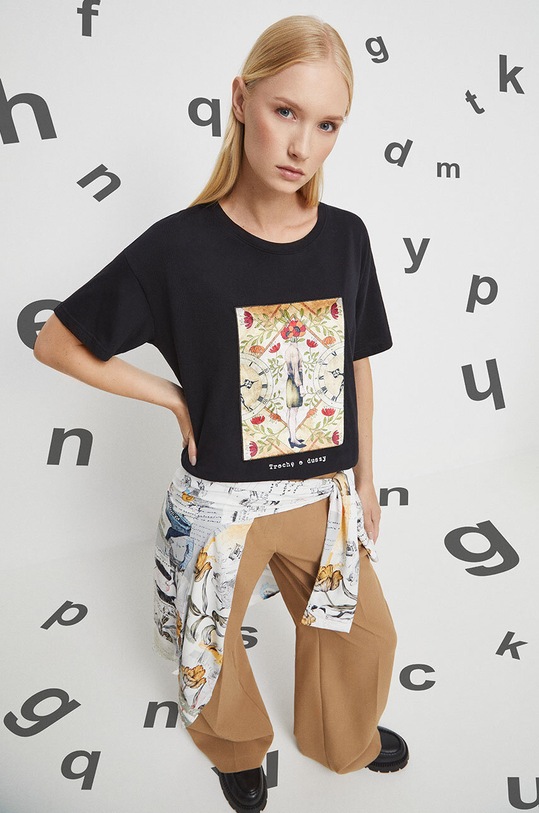 T-shirt bawełniany damski - Kolekcja jubileuszowa. 2023 Rok Wisławy Szymborskiej x Medicine, kolor czarny okrągły czarny RW23.TSD353