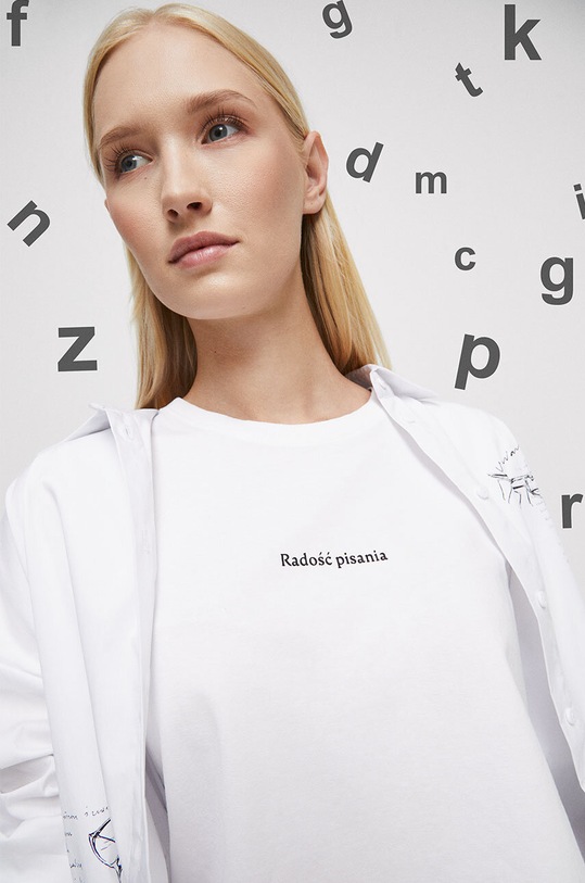 T-shirt bawełniany damski z domieszką elastanu - Kolekcja jubileuszowa. 2023 Rok Wisławy Szymborskiej x Medicine, kolor biały okrągły biały RW23.TSD359