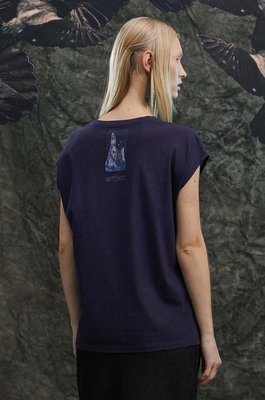 T-shirt bawełniany damski z kolekcji The Witcher x Medicine kolor granatowy granatowy RW23.TSD961
