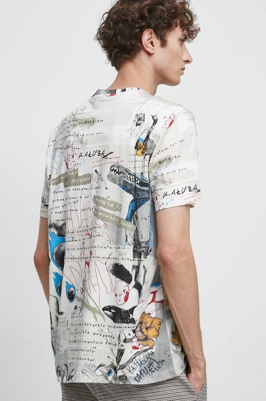 T-shirt bawełniany męski - Kolekcja jubileuszowa. 2023 Rok Wisławy Szymborskiej x Medicine, kolor beżowy beżowy RW23.TSM352