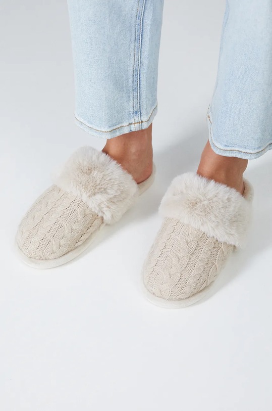 Papuče Medicine béžová RW24.KAD804