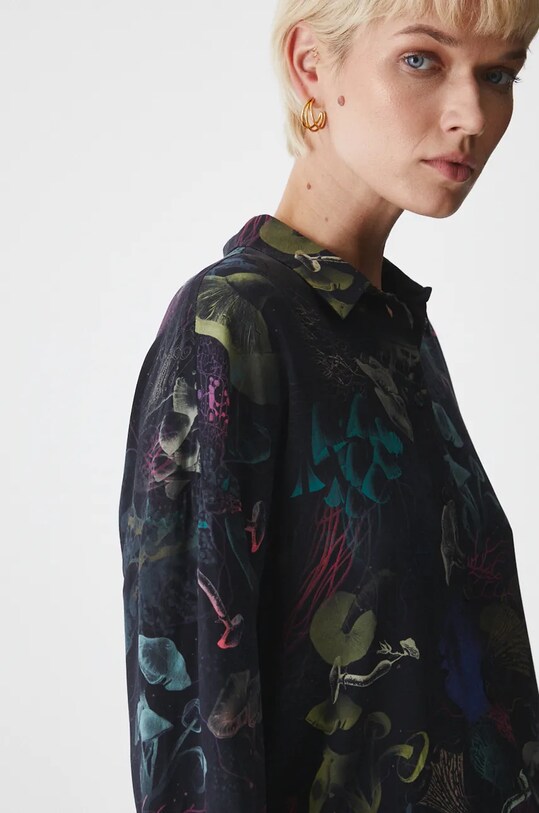 Koszula damska z kolekcji Together For Nature kolor czarny czarny RW24.KDD700