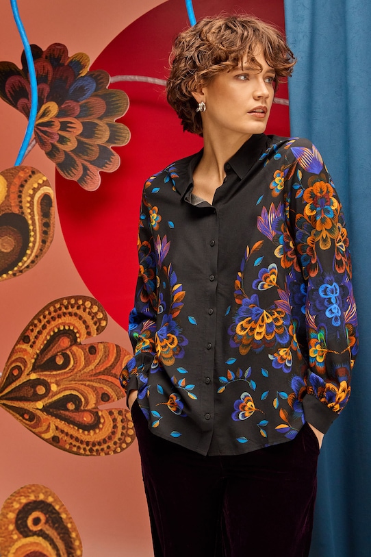 Koszula damska z kolekcji Karolina Matyjaszkowicz x Medicine kolor czarny casual czarny RW24.KDDB51