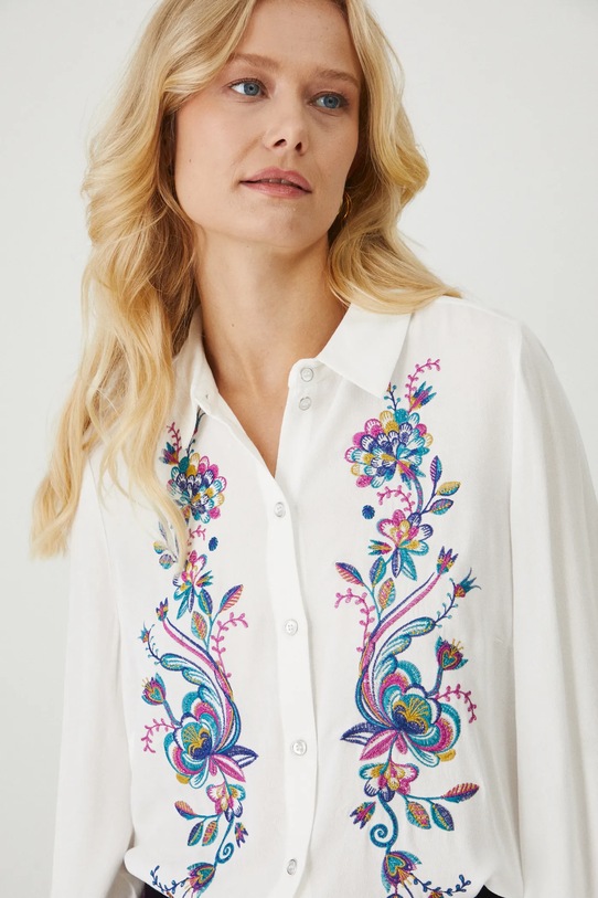 Košeľa dámska z kolekcie Karolina Matyjaszkowicz x Medicine biela farba RW24.KDDB53 biela RW24