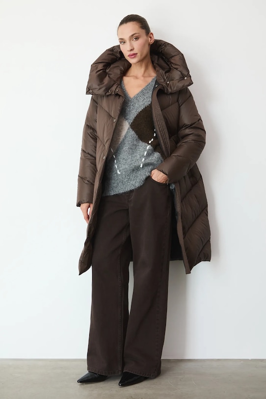 Płaszcz puchowy damski pikowany pozostałe brązowy RW24.KPD701