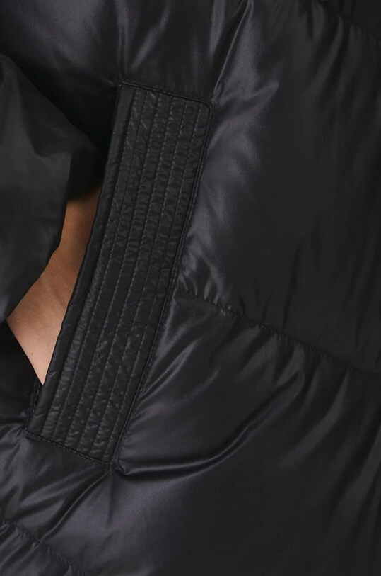 Płaszcz puchowy damski pikowany kolor czarny RW24.KPD701