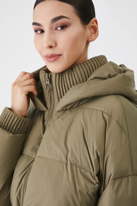 Płaszcz puchowy damski pikowany kolor brązowy RW24.KPD813 brązowy