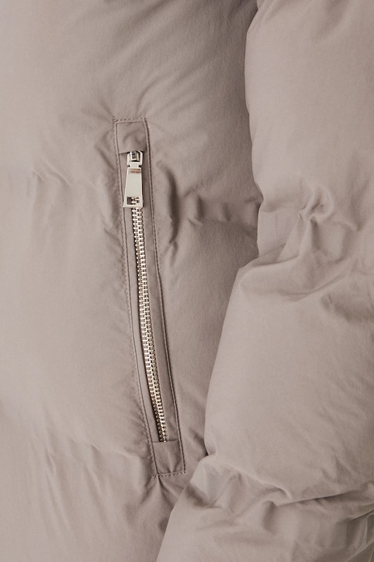 Płaszcz damski pikowany kolor beżowy RW24.KPDB01