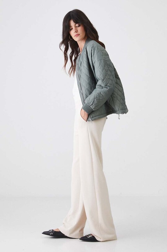 Kurtka bomber damska oversize pikowana kolor zielony RW24.KUD401 zielony RW24