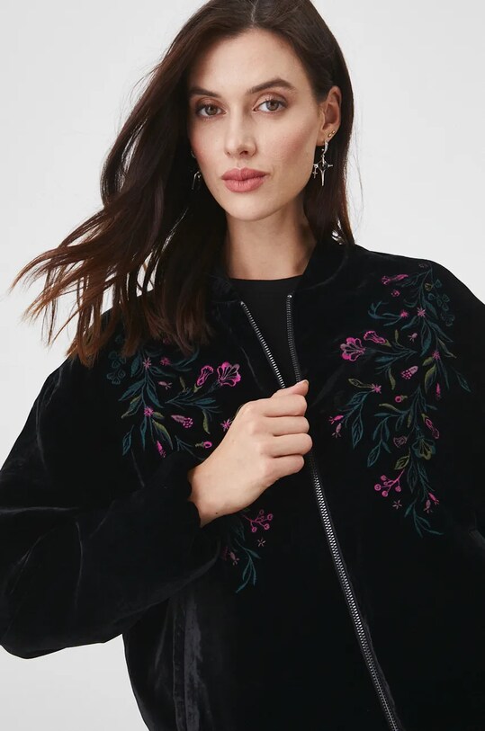 Kurtka bomber damska z kolekcji Together For Nature kolor czarny RW24.KZD701 czarny RW24