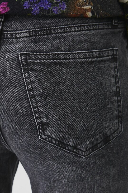 Jeansy damskie slim z efektem sprania kolor czarny czarny RW24.SJD051