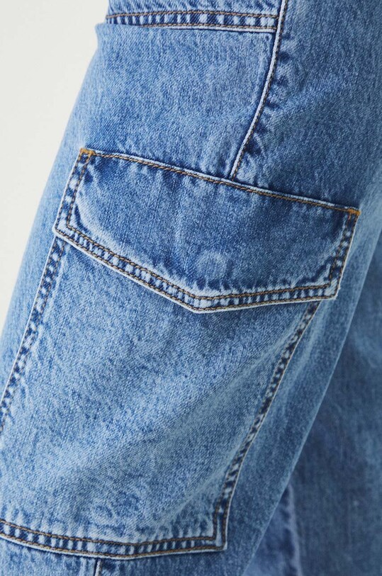 Jeansy damskie jogger z efektem sprania kolor niebieski niebieski RW24.SJD101