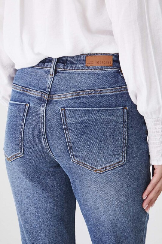 Jeansy damskie slim z efektem sprania kolor niebieski niebieski RW24.SJD405