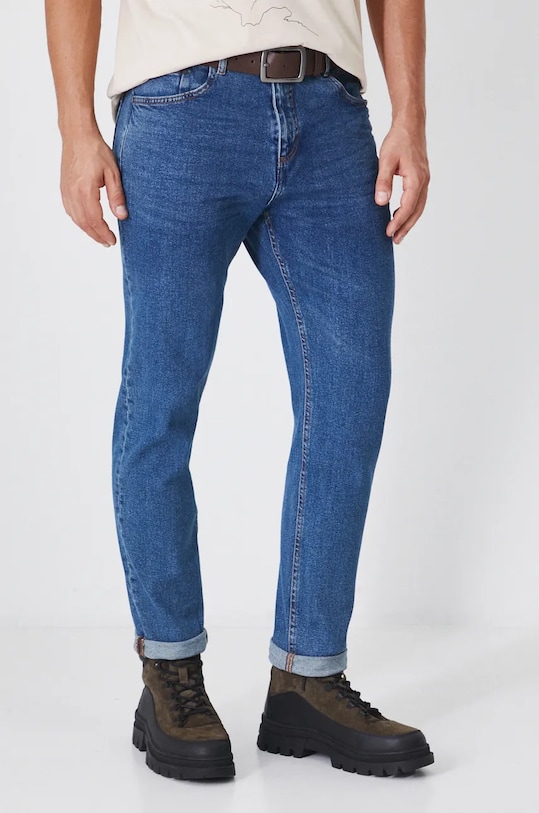 Jeansy męskie tapered z przetarciami kolor niebieski niebieski RW24.SJM901