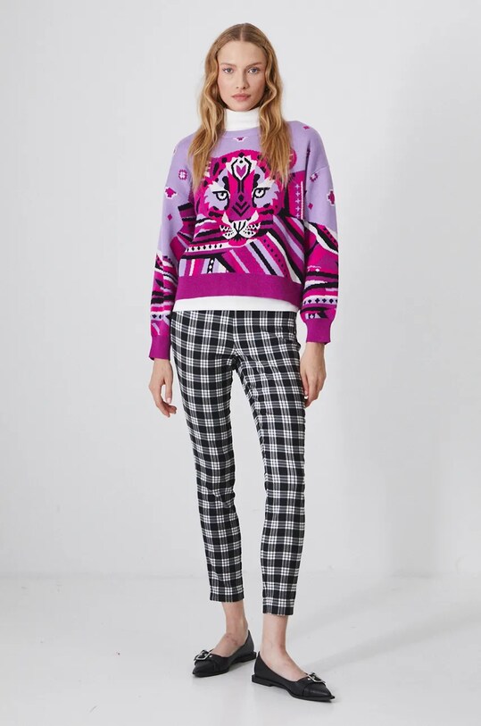 Sweter damski wzorzysty kolor różowy RW24.SWD900 fioletowy RW24