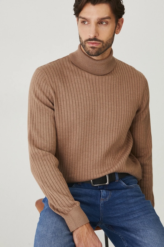 Sweter męski z golfem prążkowany kolor brązowy średniej grubości brązowy RW24.SWMB13