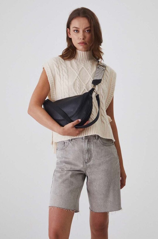 Ľadvinka dámska z ekologickej kože čierna farba nezmestí A4 čierna RW24.TOD503