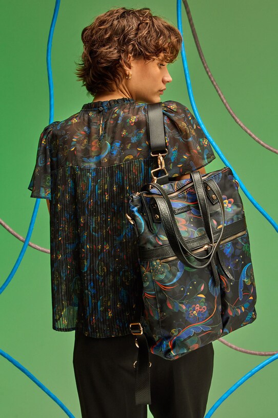 Plecak z funkcją torby damski z kolekcji Karolina Matyjaszkowicz x Medicine kolor multicolor wzorzyste multicolor RW24.TODB50