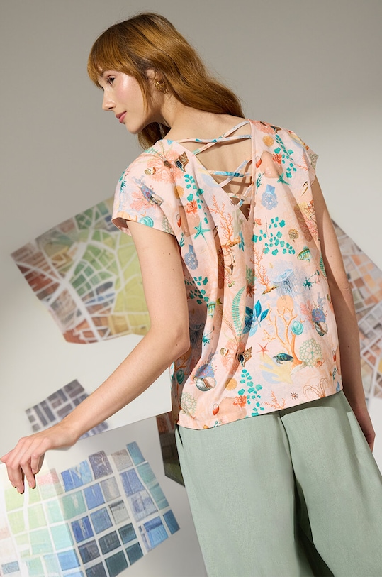 Medicine tricou din bumbac flori multicolor RW24.TSD151