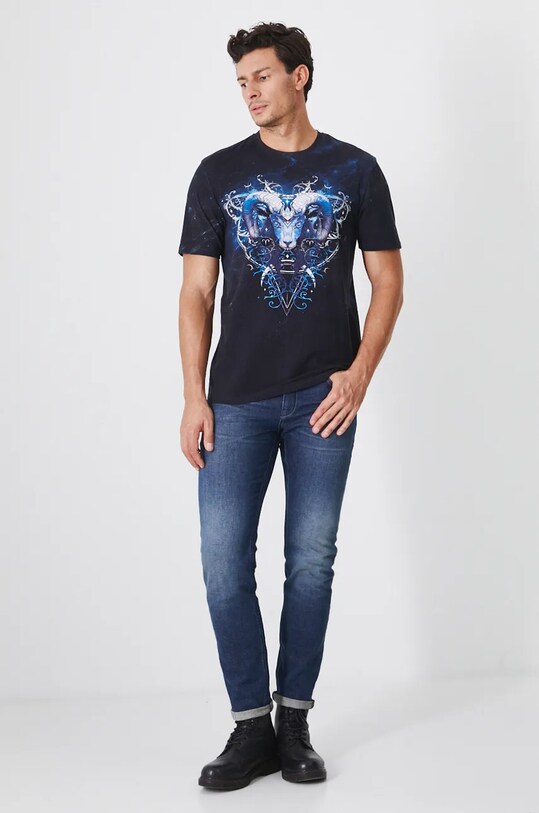 Odzież T-shirt męski z kolekcji Zodiak - Baran kolor czarny RW24.TSM955 czarny