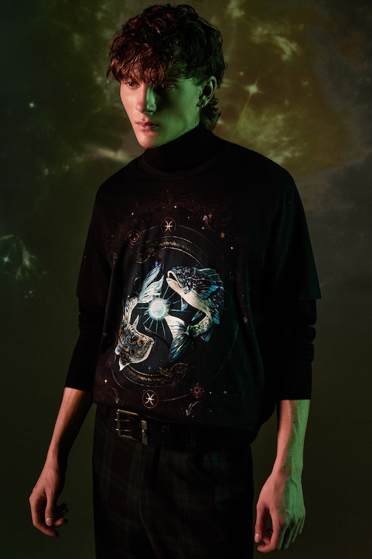 T-shirt bawełniany męski z kolekcji Zodiak - Ryby kolor granatowy bawełna granatowy RW24.TSM961