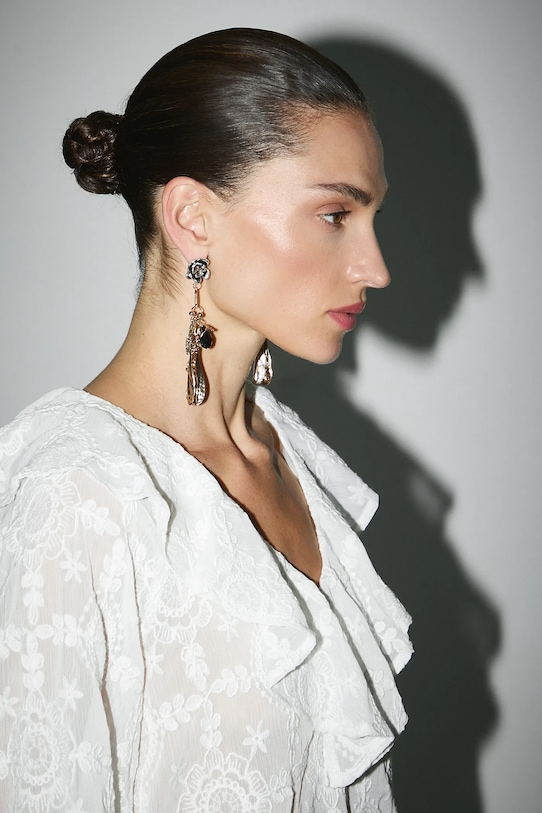 Kolczyki damskie z ozdobnymi zawieszkami złoty RW25-AUD100