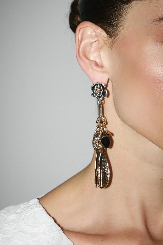 Kolczyki damskie z ozdobnymi zawieszkami RW25-AUD100 złoty