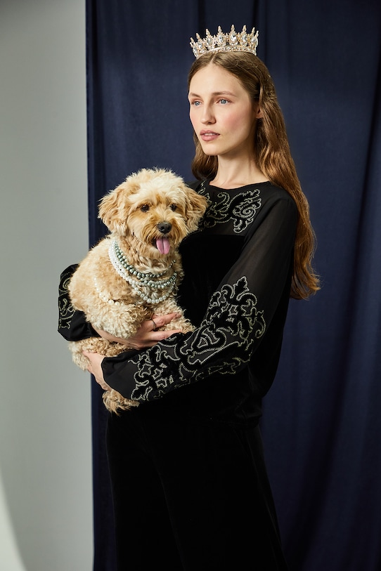 Blúzka Kráľovská kolekcia RW25-BDD853 čierna RW25