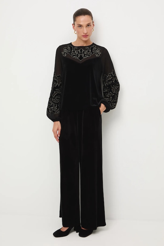 Blúzka Kráľovská kolekcia s elastanom čierna RW25-BDD853